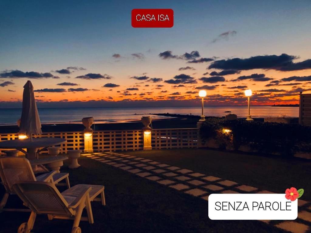 Casa Isa Villa Нетуно Екстериор снимка