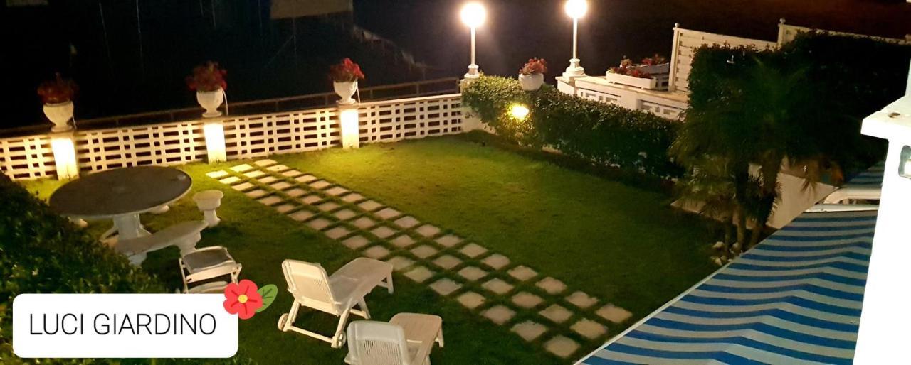 Casa Isa Villa Нетуно Екстериор снимка